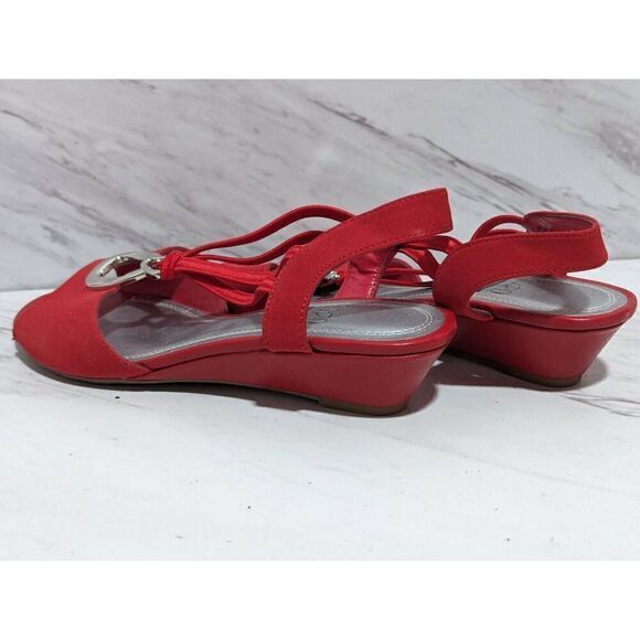 Impo Women's Red Silver Buckle Stretch Open Toe 1.5" Wedge Sandal Size 7M - Picture 6 of 7